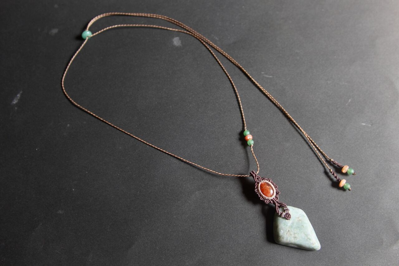 Itoigawa Jade & Sunstone micro macrame pendant
