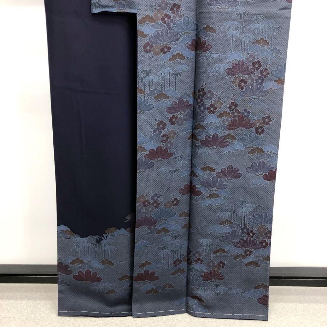 されていた¡ K-2447 訪問着 松竹梅 鹿の子柄 濃紺色 しつけ糸 トール