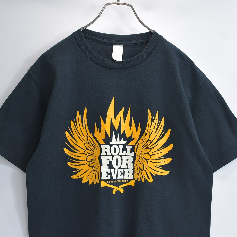 00s REAL SKATEBOARDS リアルスケートボード 半袖 Tシャツ クルーネック ROLL FOR EVER バックプリント ウイング クロスボーン スケート USED ヴィンテージ ビンテージ 古着 メンズ メンズMサイズ相当 ブラック