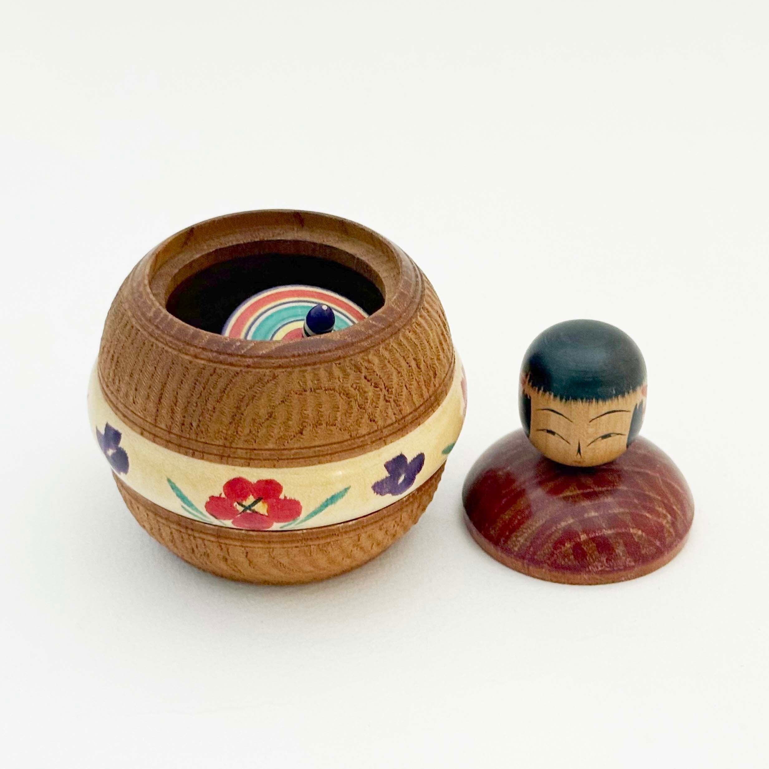 遠刈田系 / 六郷仁美工人（独楽入りえじこ）