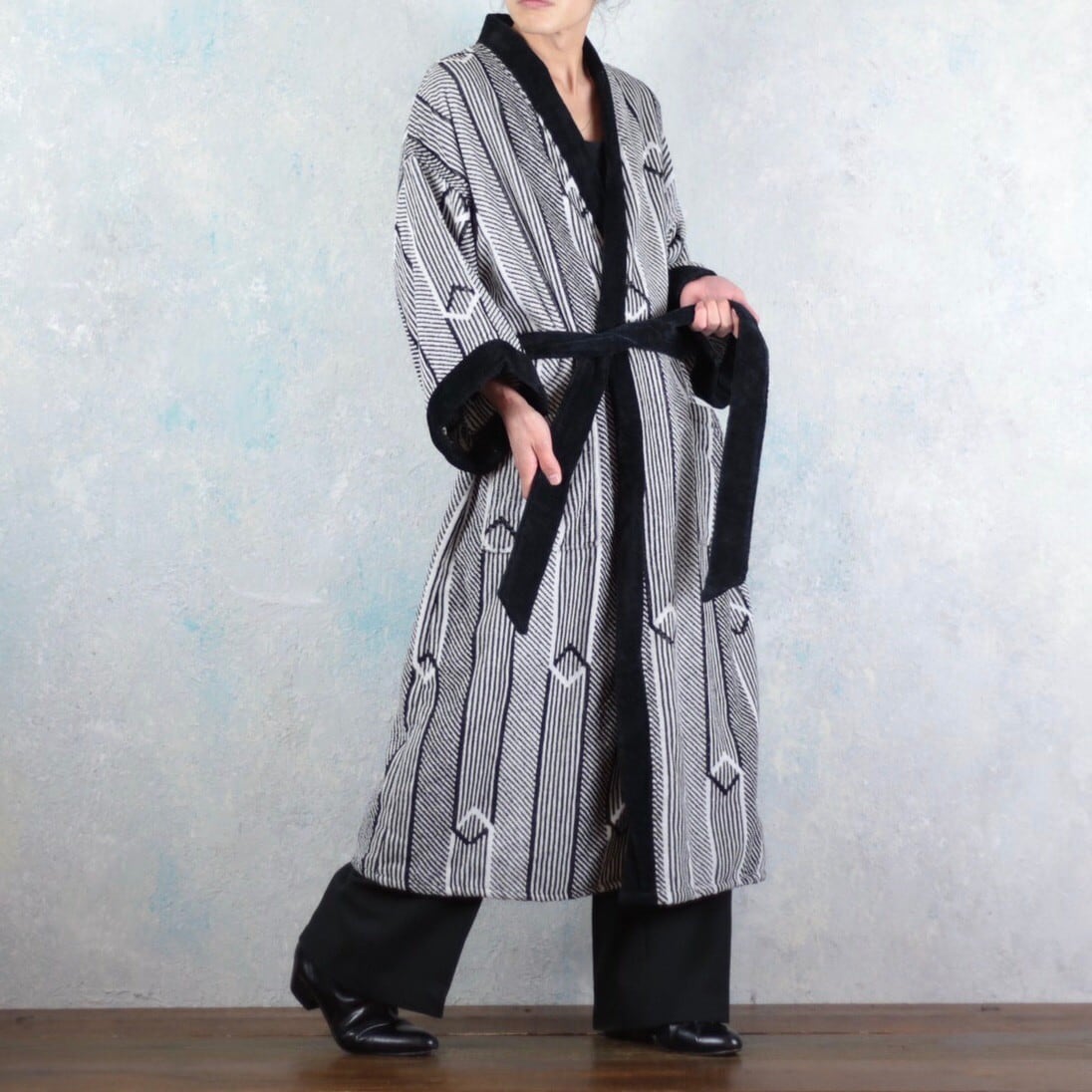 1990's Christian Dior オーバーサイズ モノトーン ベルテッドガウン