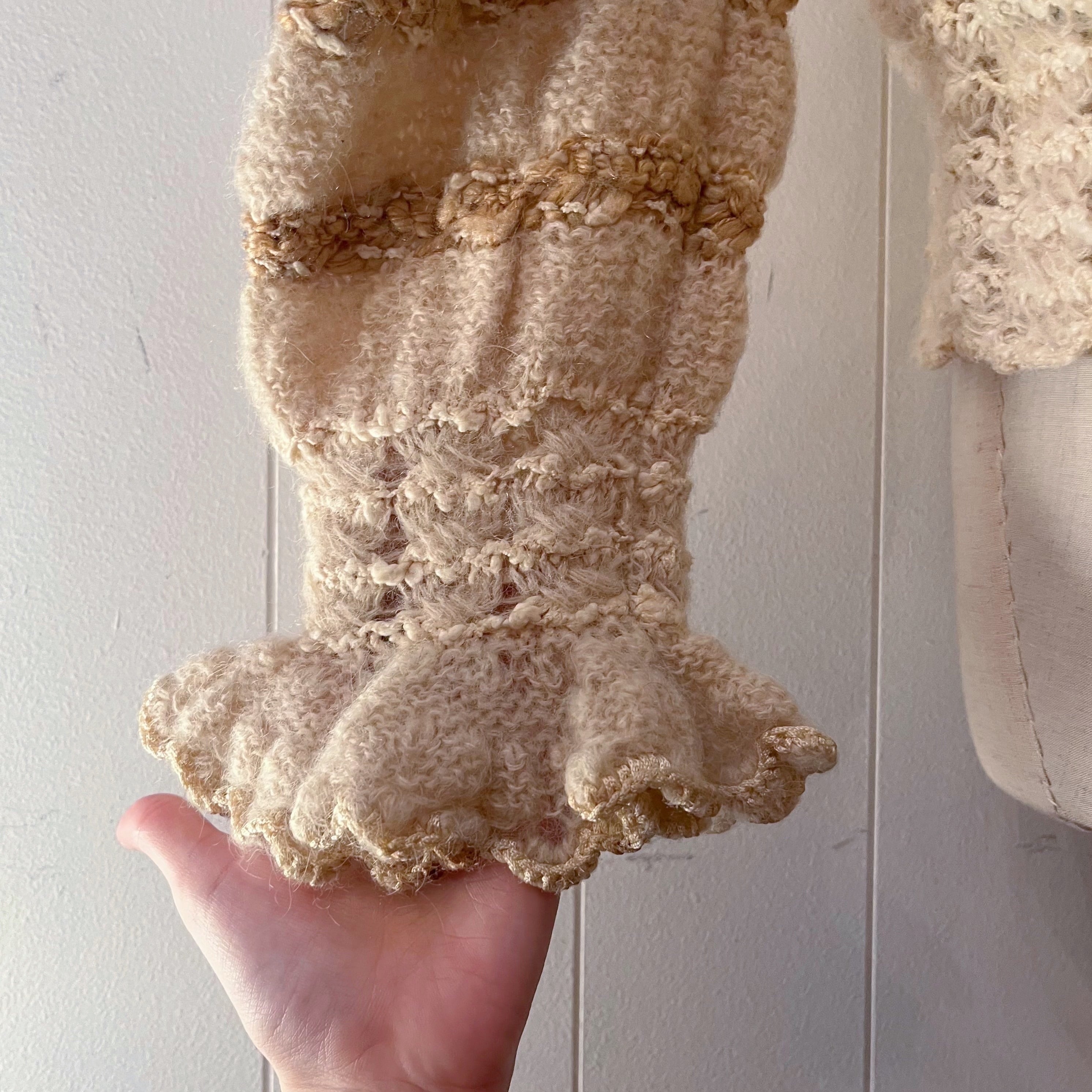 ruffle cuffs gold lame knit