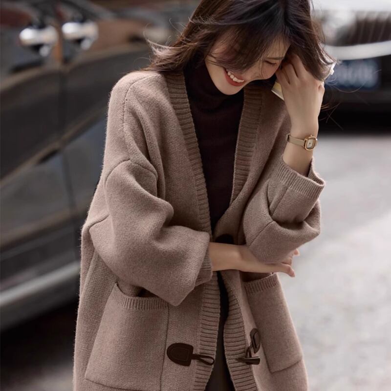 【outer】トグルボタンカーディガン Q6540