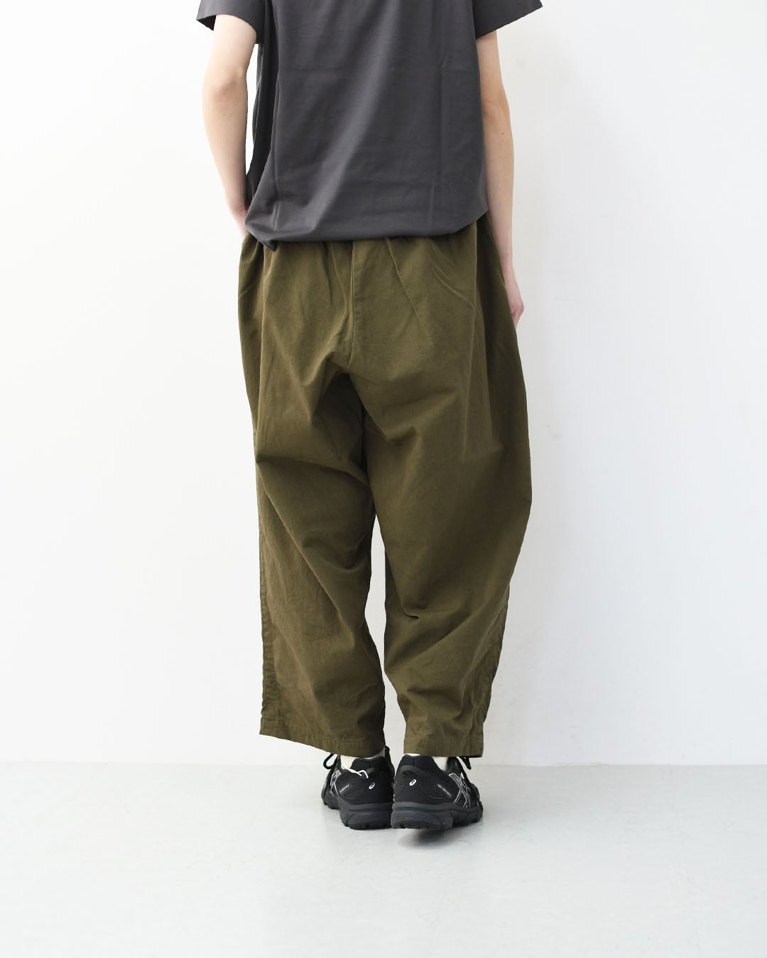 ordinary fits [オーディナリーフィッツ] color bell pants [pt014