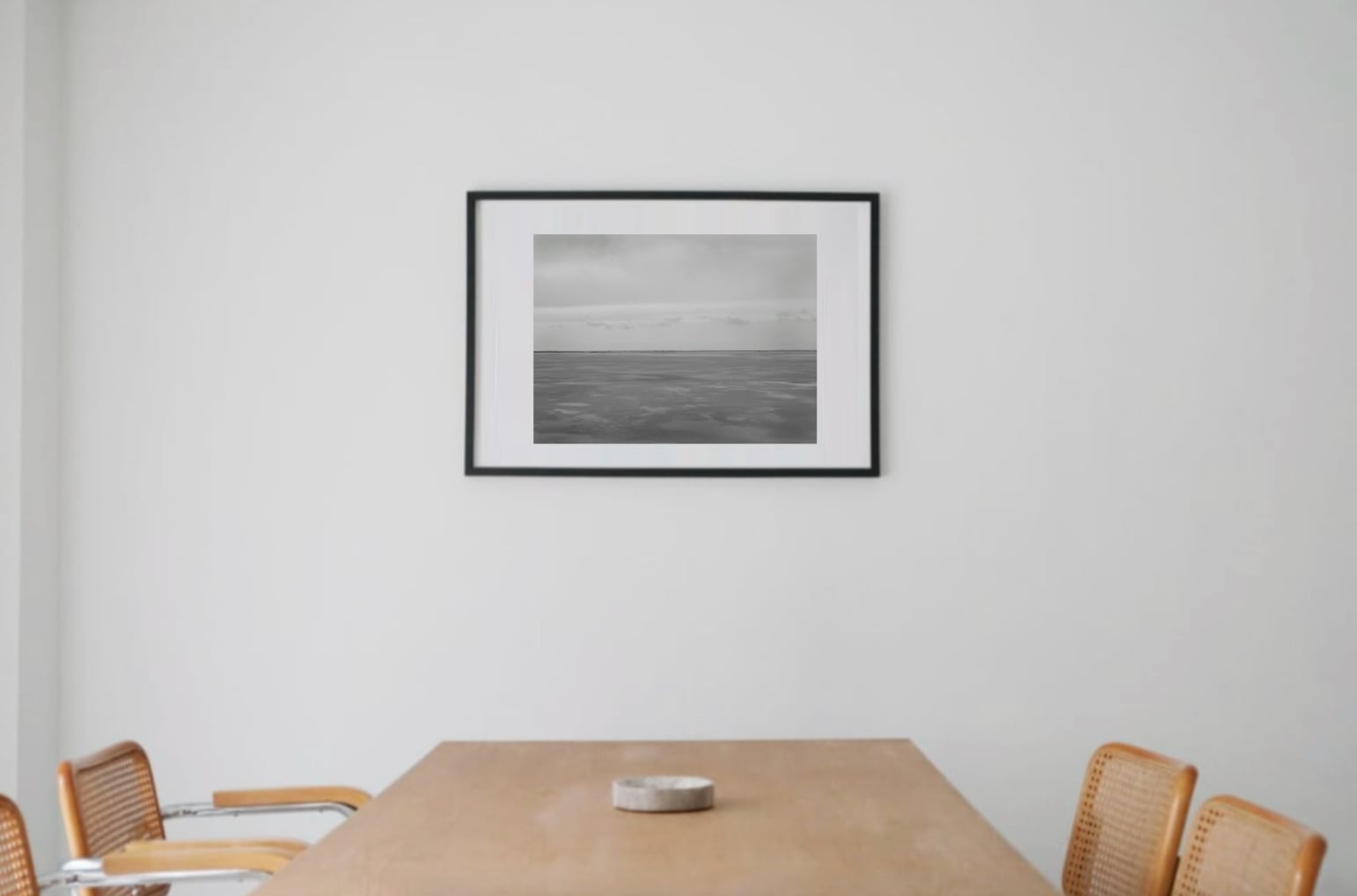 Shiretoko black wooden frame 63cm×93cm付き ( LL )