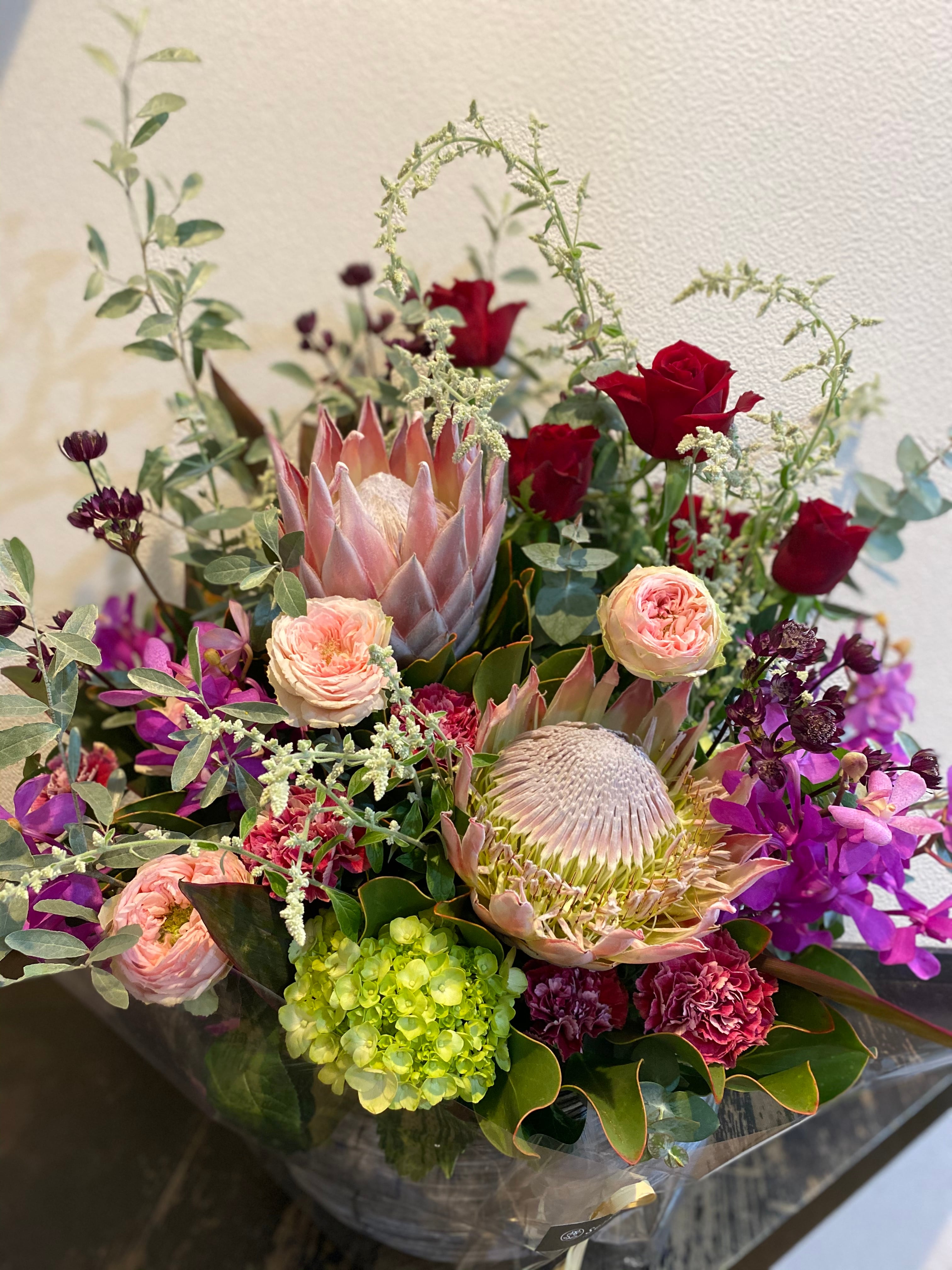 ワンサイドアレンジメント[フローリストセレクト] | seikaen 花の生華園