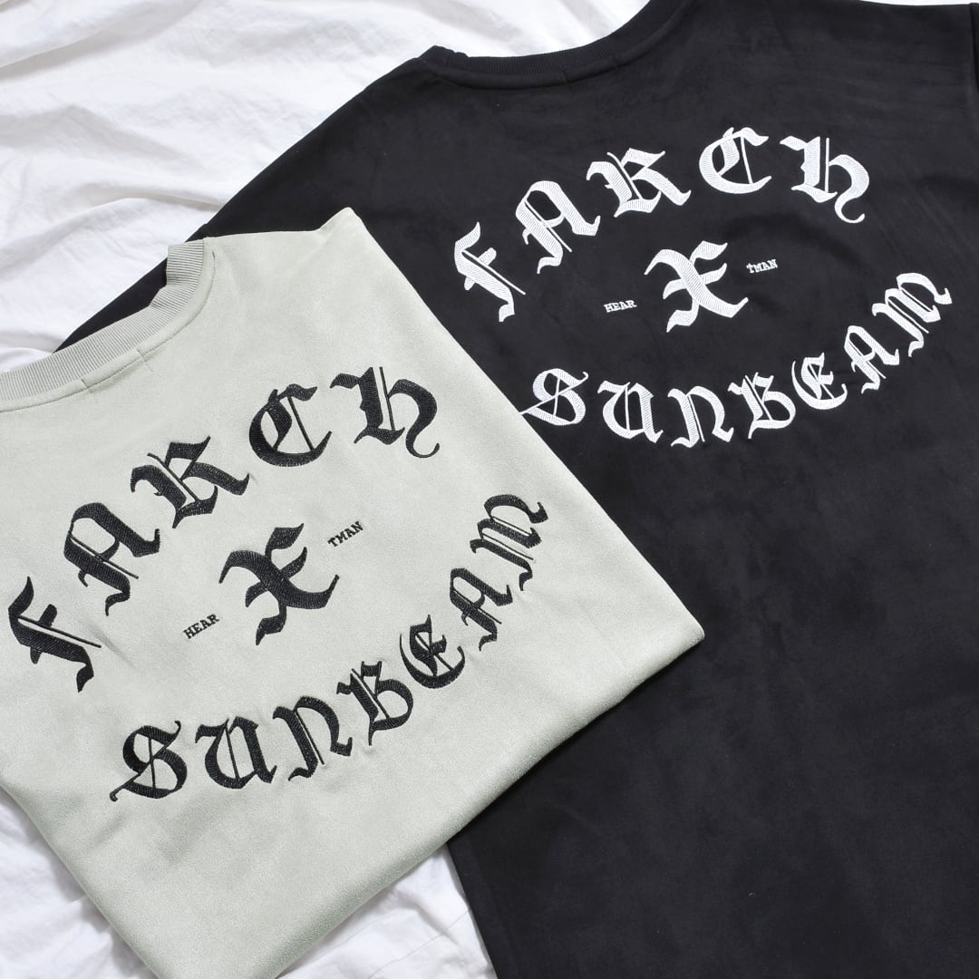 スエードタッチ ゴシックロゴTシャツ | VOLCAN&APHRODITE