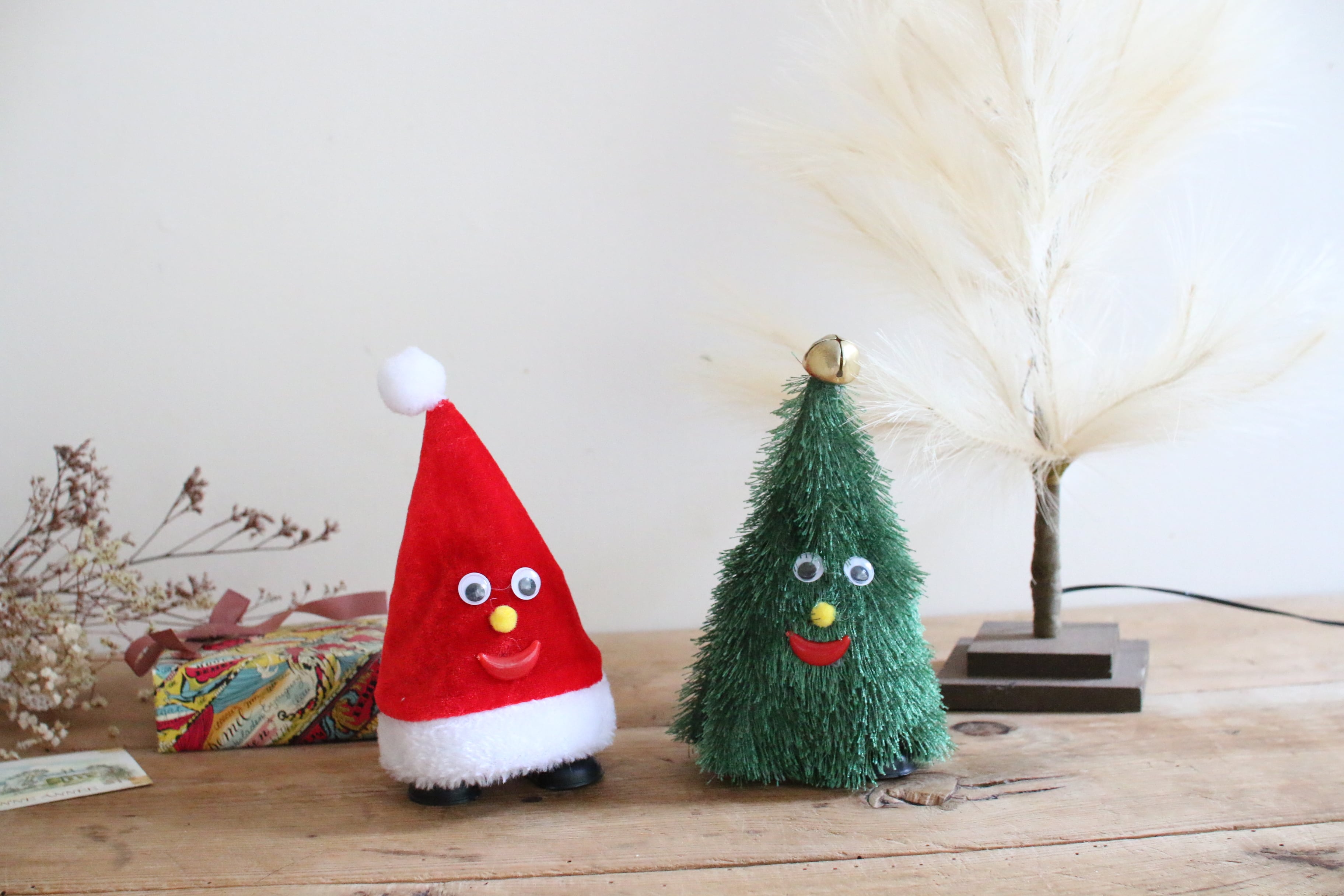 再入荷】FUNNYクリスマス ミュージック ウォーキングサンタハット