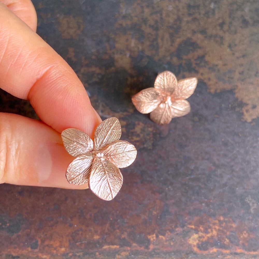 Fiori/すみれのシルバーピアス(ローズゴールド)