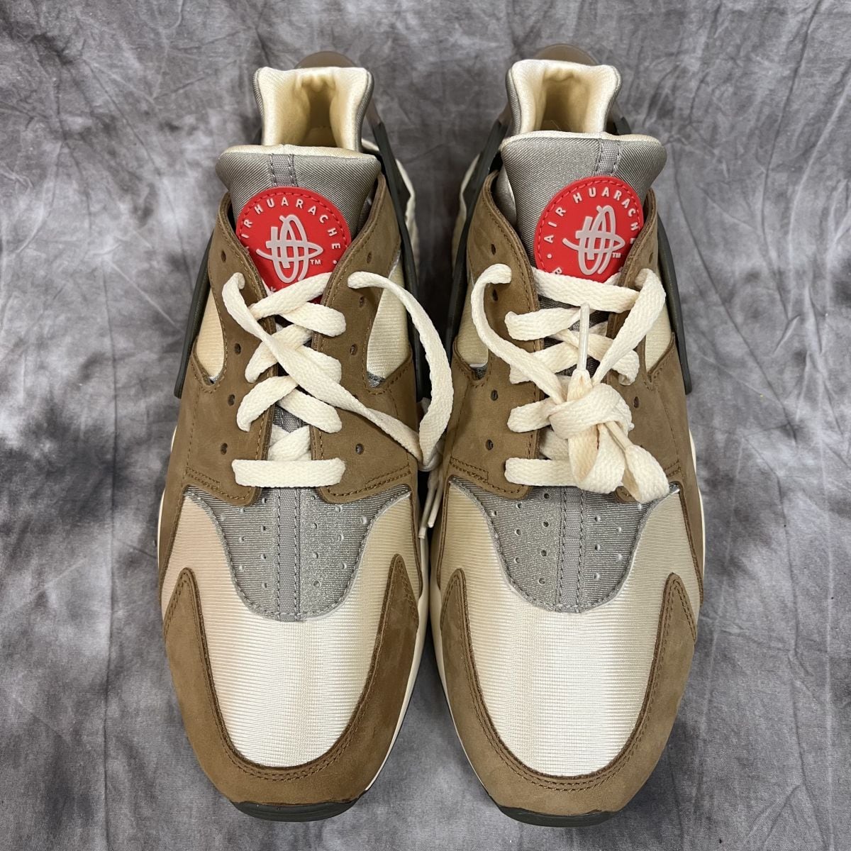 NIKE AIR HUARACHE LE/STUSSY DK OLV