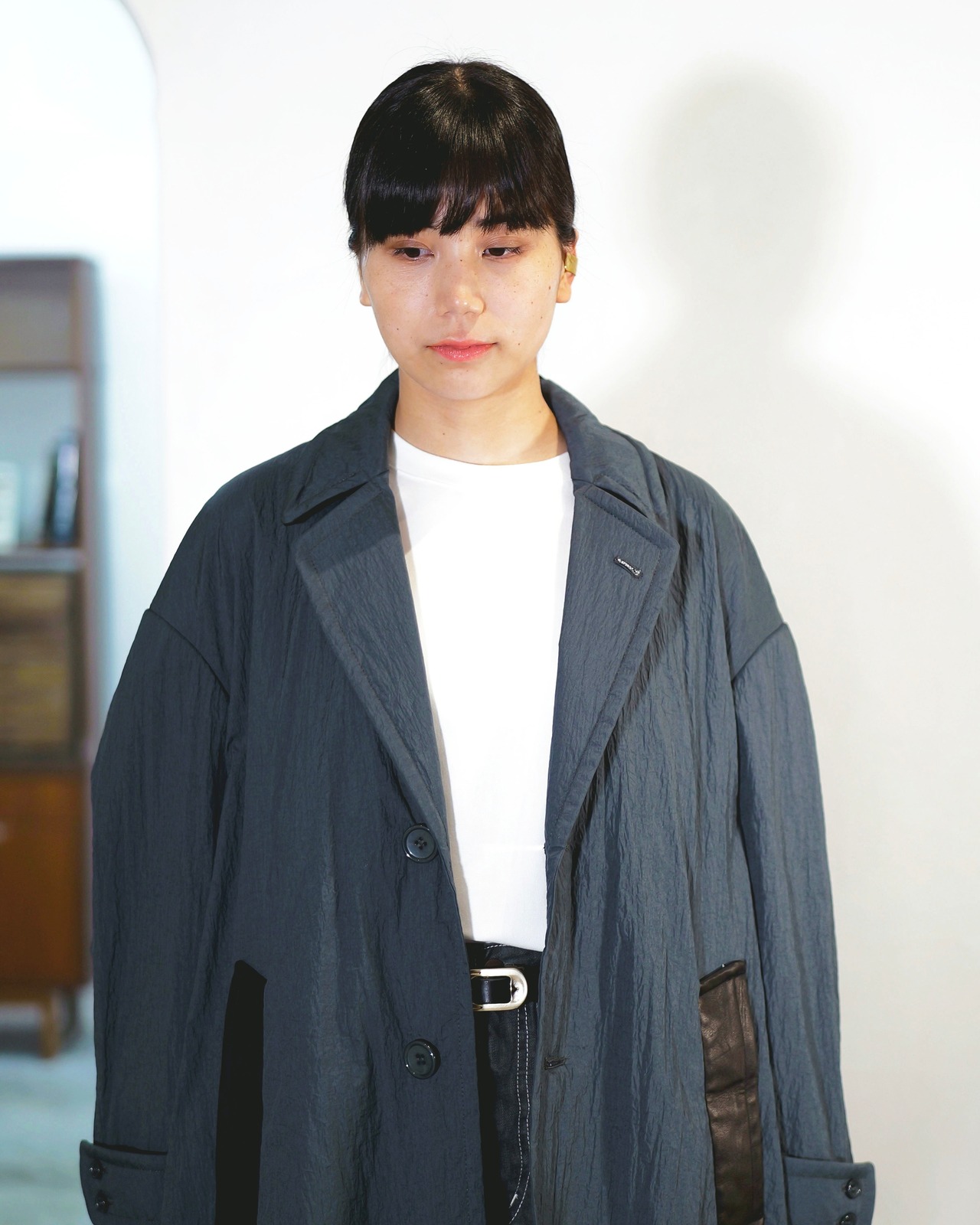 i'm here - SHRINK NYLON : GRANDPA COAT : black /  (ｱｲﾑ ﾋｱｰ -ｼｭﾘﾝｸﾅｲﾛﾝ : ｸﾞﾗﾝﾊﾟｺｰﾄ : ﾌﾞﾗｯｸ)