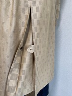 28　市松グラデーショントレンチコート