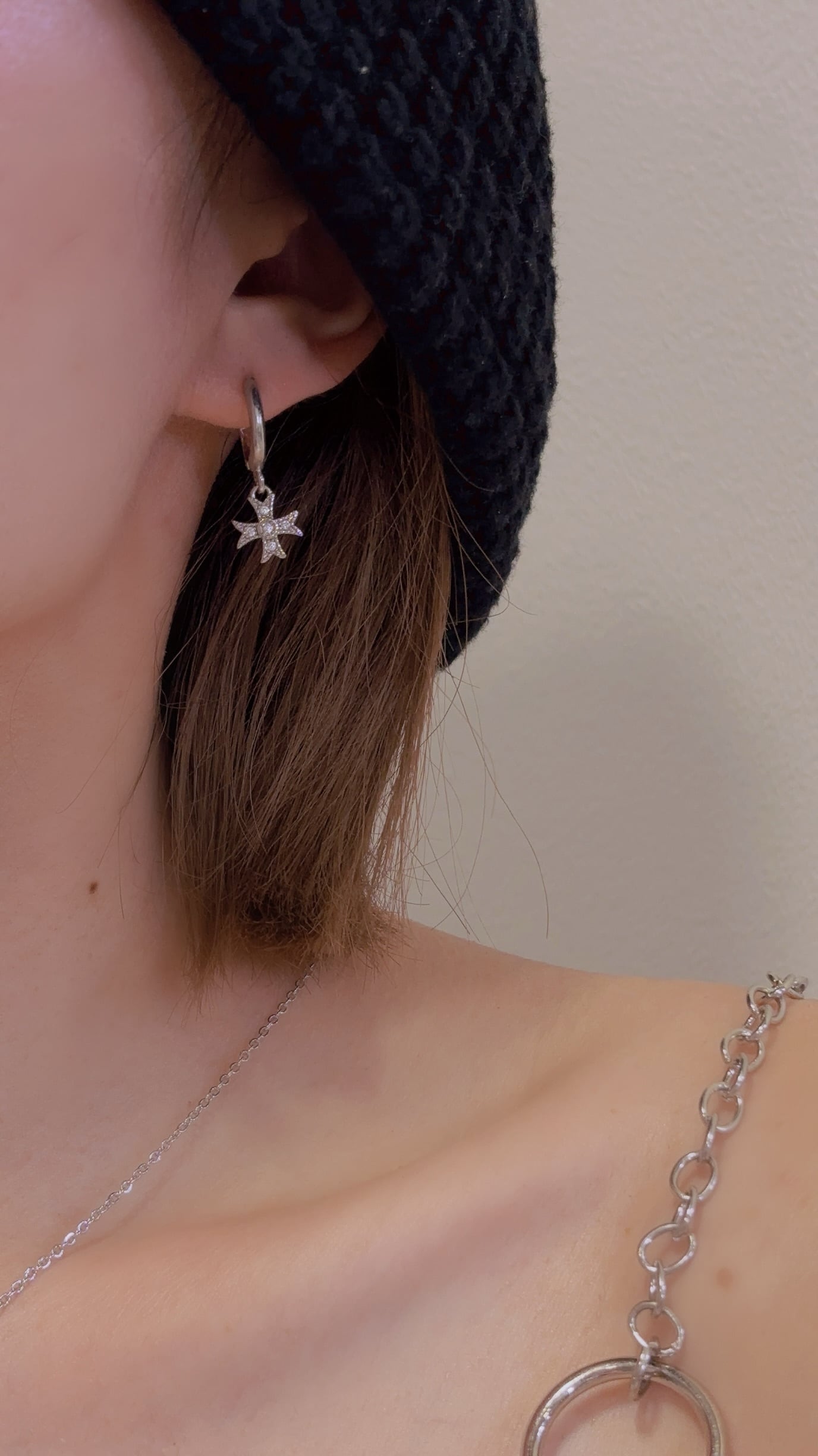 Cross hoop pierce | milcy（ミルシー） 大人フェミニンアクセサリー