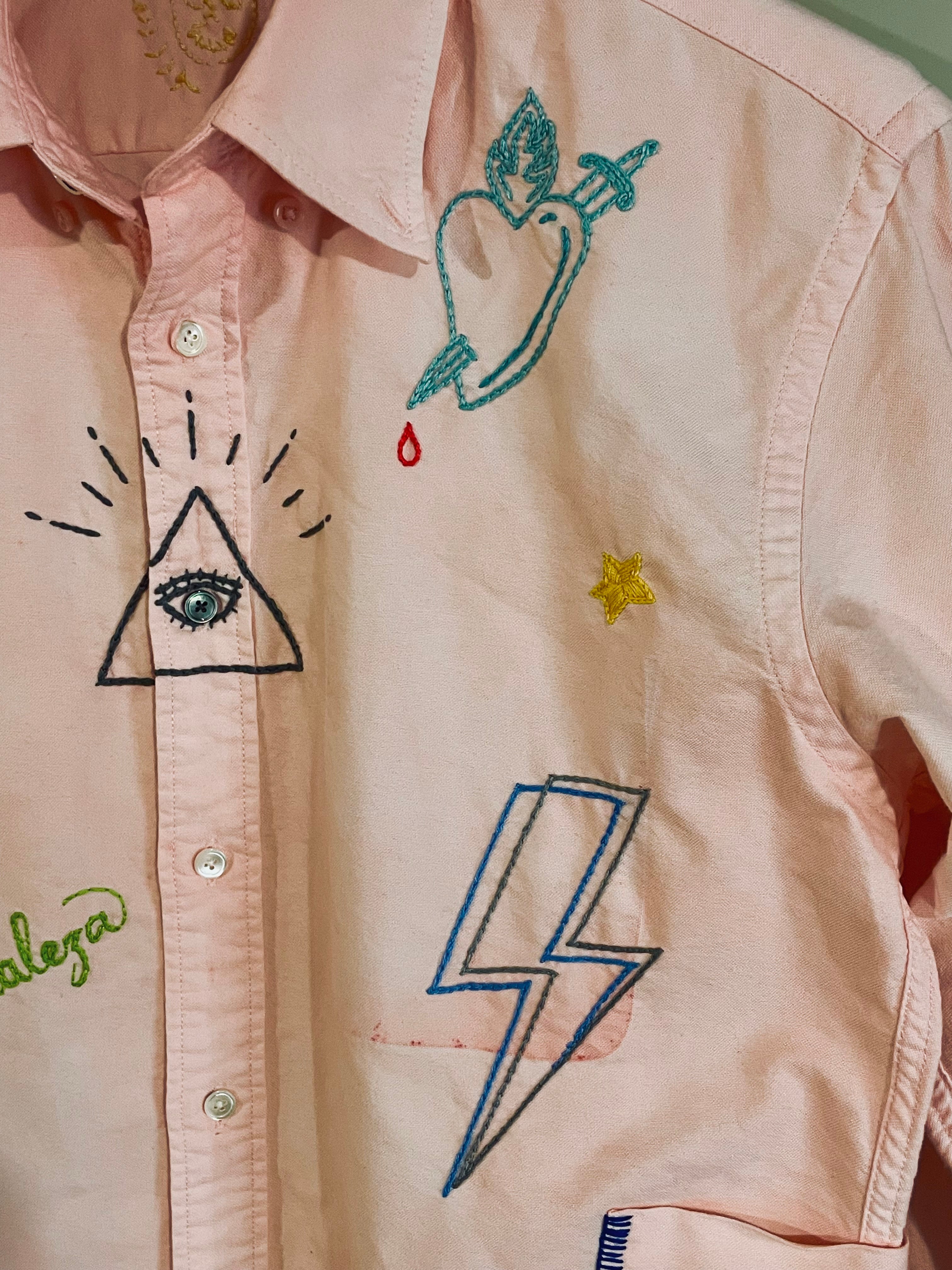 後染めハンド刺繍アートリメイクボタンダウンシャツ～One-of-a-Kind