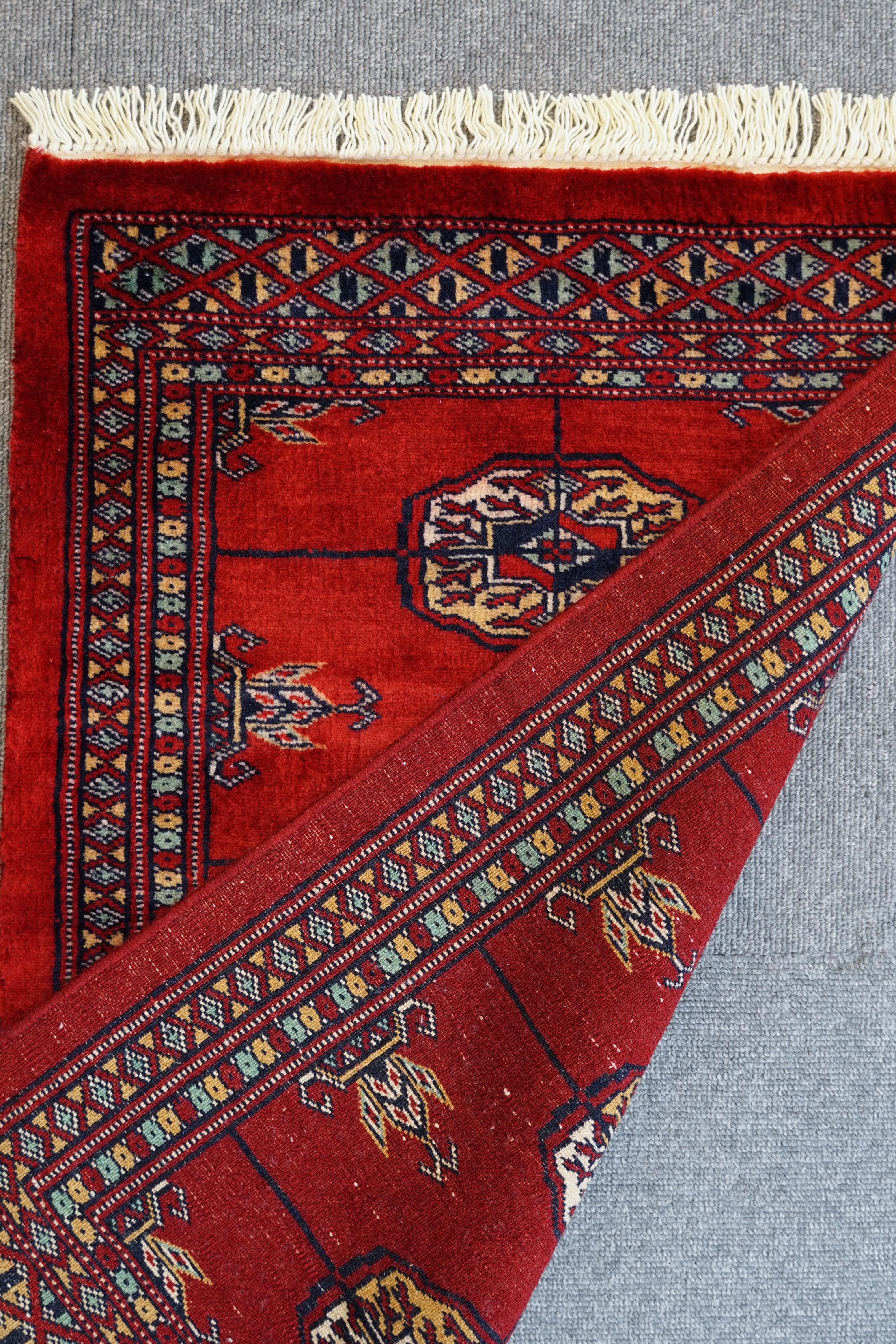 パキスタン手織り絨毯 ウール アクセントラグ size:143×92cm-