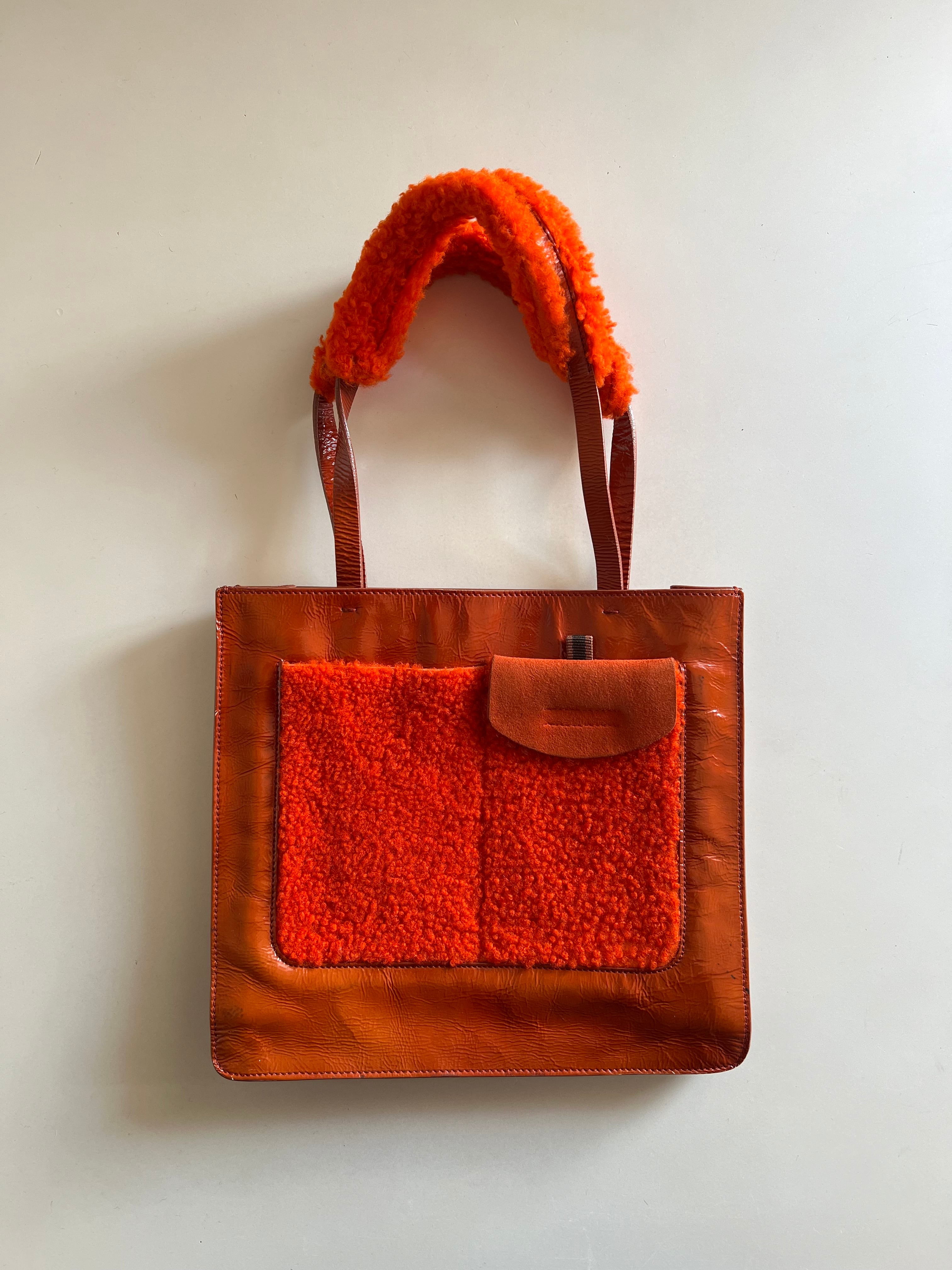 AW1999 MIU MIU ENAMEL HAND BAG | triptraproll