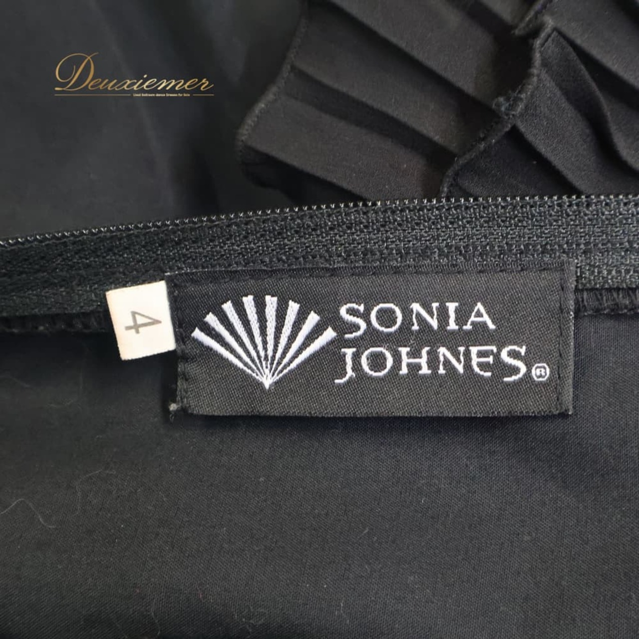 フラメンコ 衣装 SONIA JOHNES ソニアジョーンズ ドレス ワンピース ブラック系 レッド系 黒 赤 花柄 ボランテ フリル フリル レース ダンス パーティ 発表会 プリーツ 長袖 舞台衣装 華やか