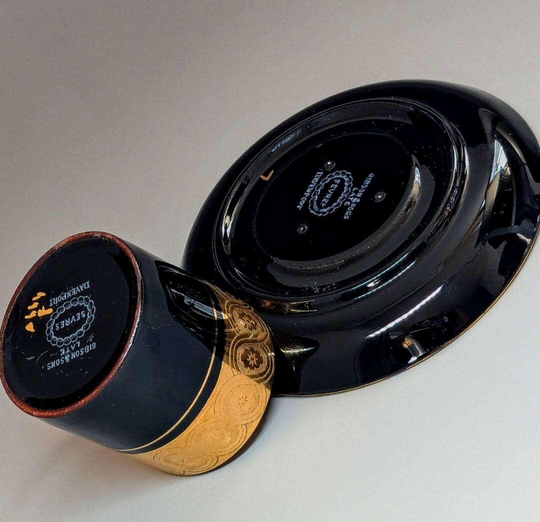 Gibson&sons 英国 1900年初期 漆黒花金紋 カップ＆ソーサー 最高峰