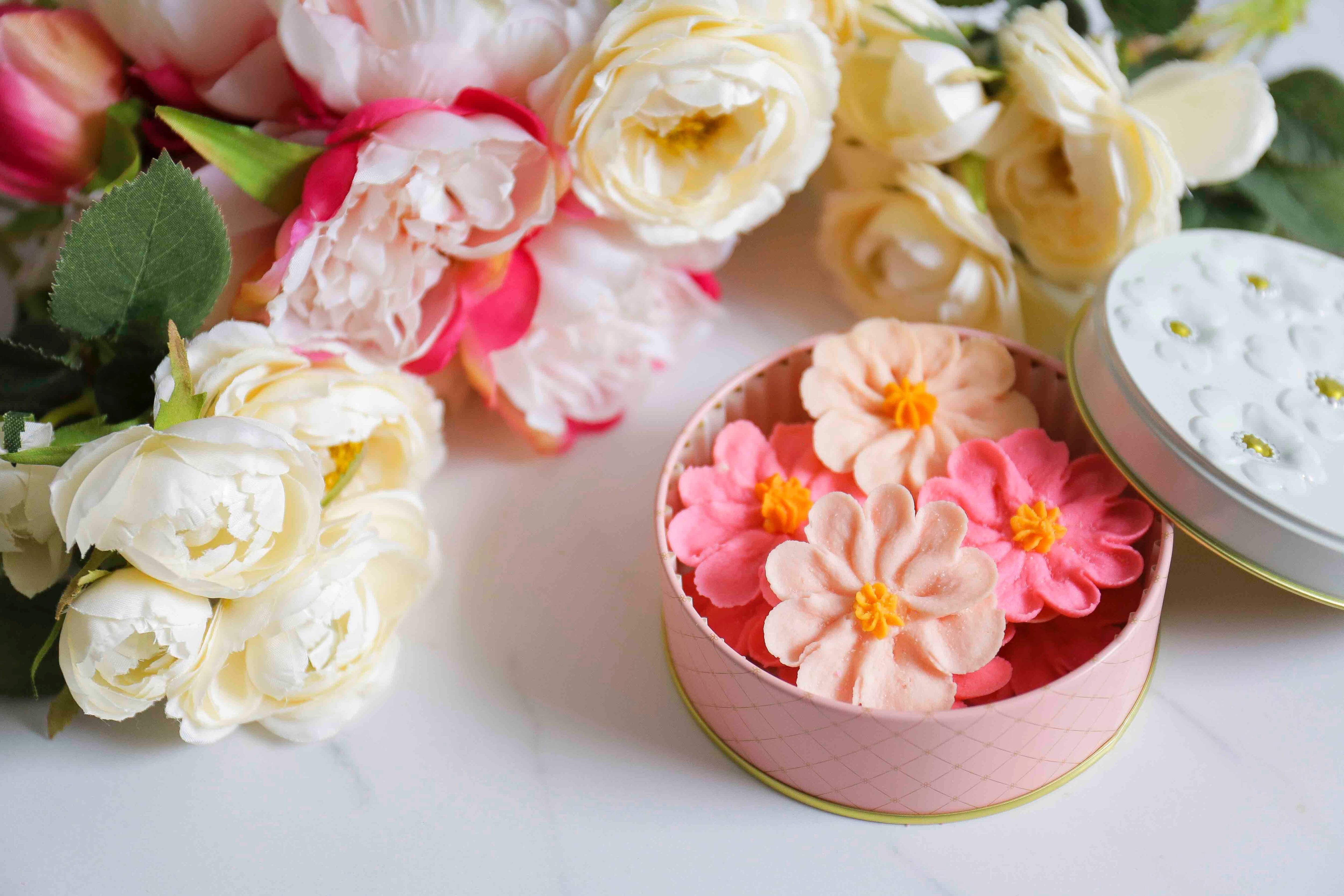 送料無料 コスモス お花のぼうろ 缶セット Flower Picnic Cafe Hakodate