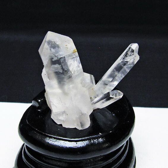 水晶 クラスター マダガスカル産 台座付属 一点物 172-4277