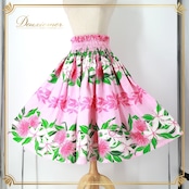 フラダンス 衣装 パウスカート ピンク系 ブルーヘブンカンパニー ハワイアンプリント BLUE HEAVEN COMPANY 花柄 植物柄 アロハ フラ ダンス レッスン 練習 シングル スカート フレア 華やか 鮮やか かわいい おしゃれ グリーン系 ホワイト系 フラダンススカート パウスカート レディース ハワイアンファッション ダンス衣装 リゾートファッション おしゃれカジュアル