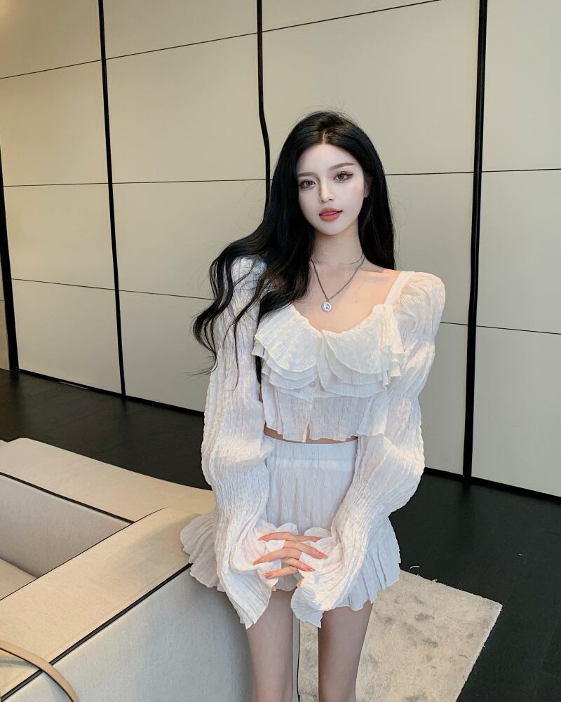 レディースサマーシャツ トップス ワイドレッグショーツ 大人ガーリー スウィート キュート カジュアル 夏物 ブルマー ワイドパンツ ブラックストロベリース95352535781