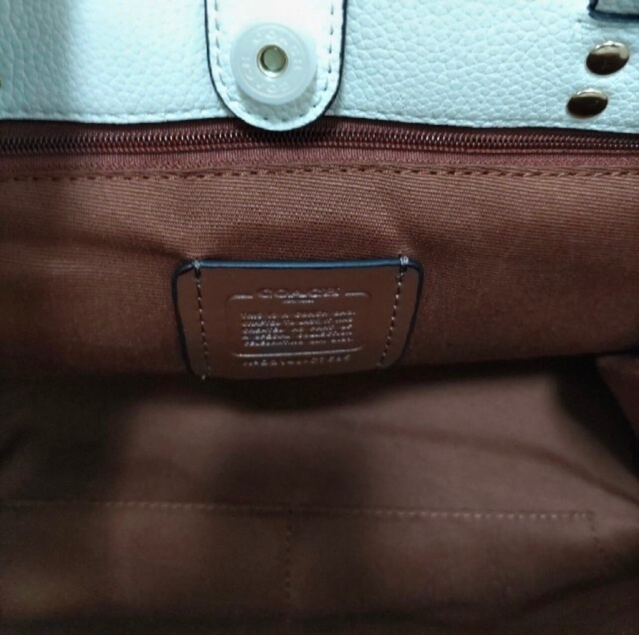 ブランドバッグCOACH コーチ ショルダーバッグ デンプシー 22ピンク