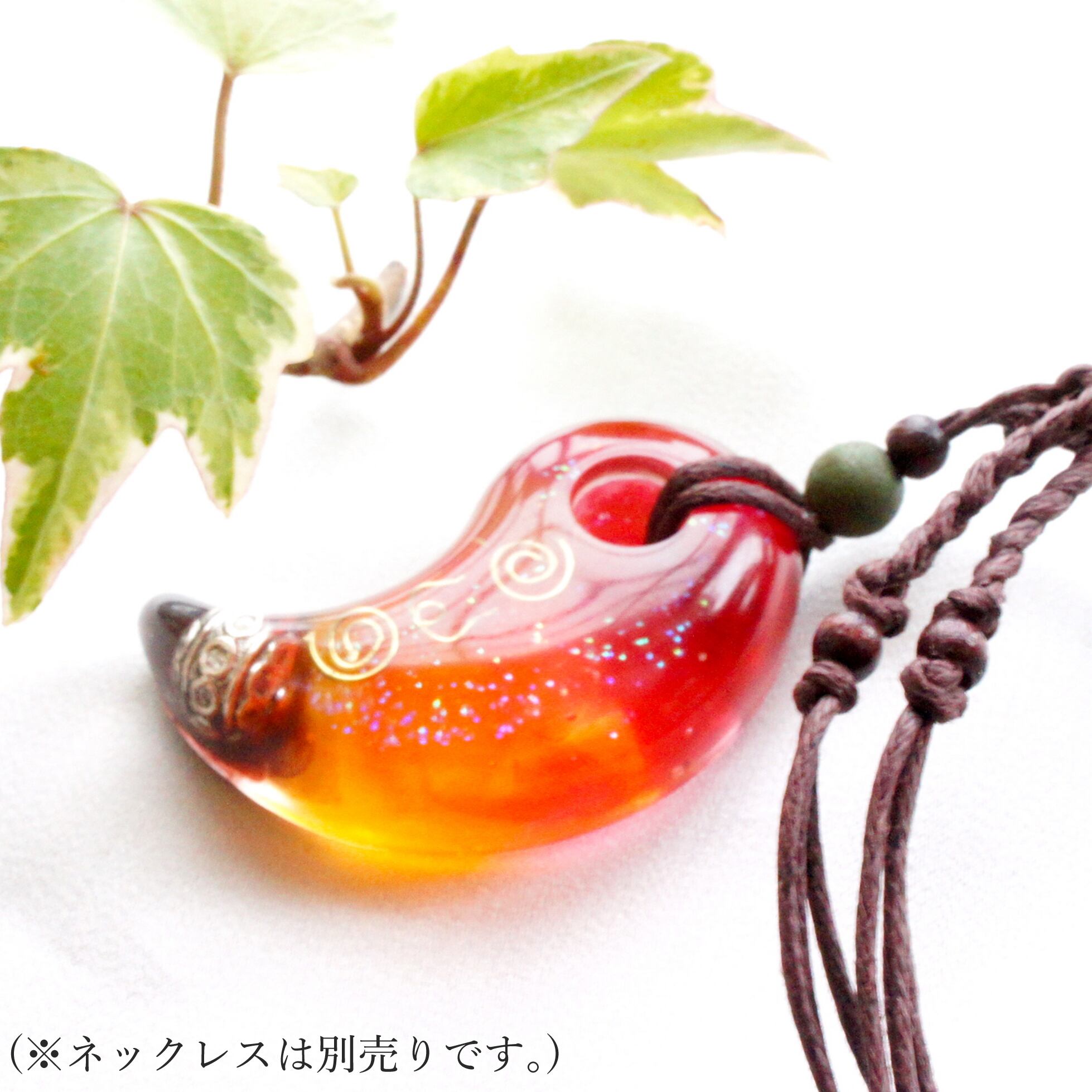 縄文の陽】幸運の勾玉アクセサリー(大) | Oneness Spirit Art・Magatama