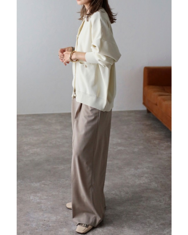 パールボタンカーディガン