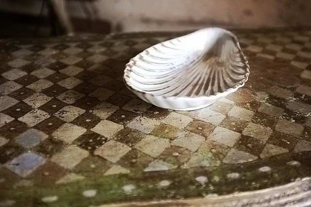 19世紀  金の海から 帝政様式 金の貝と大きなラヴィエb パリ窯 アンティーク