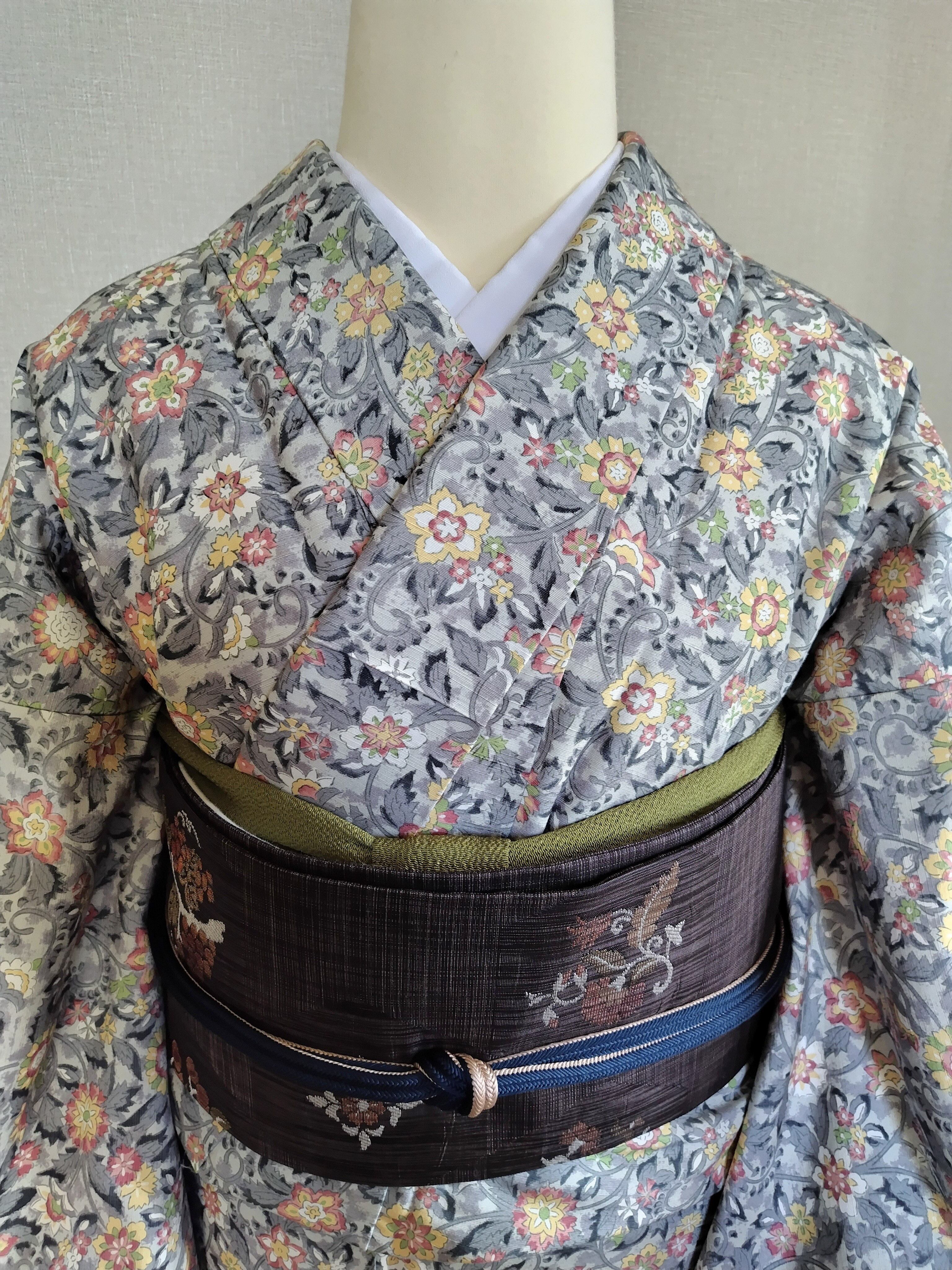 大人の花柄小紋 | きものはじめ ＆ 