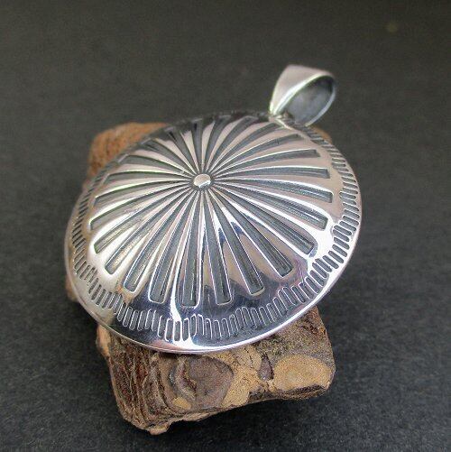 シルバーペンダントトップ Silver Concho Pendant Top（シルバー