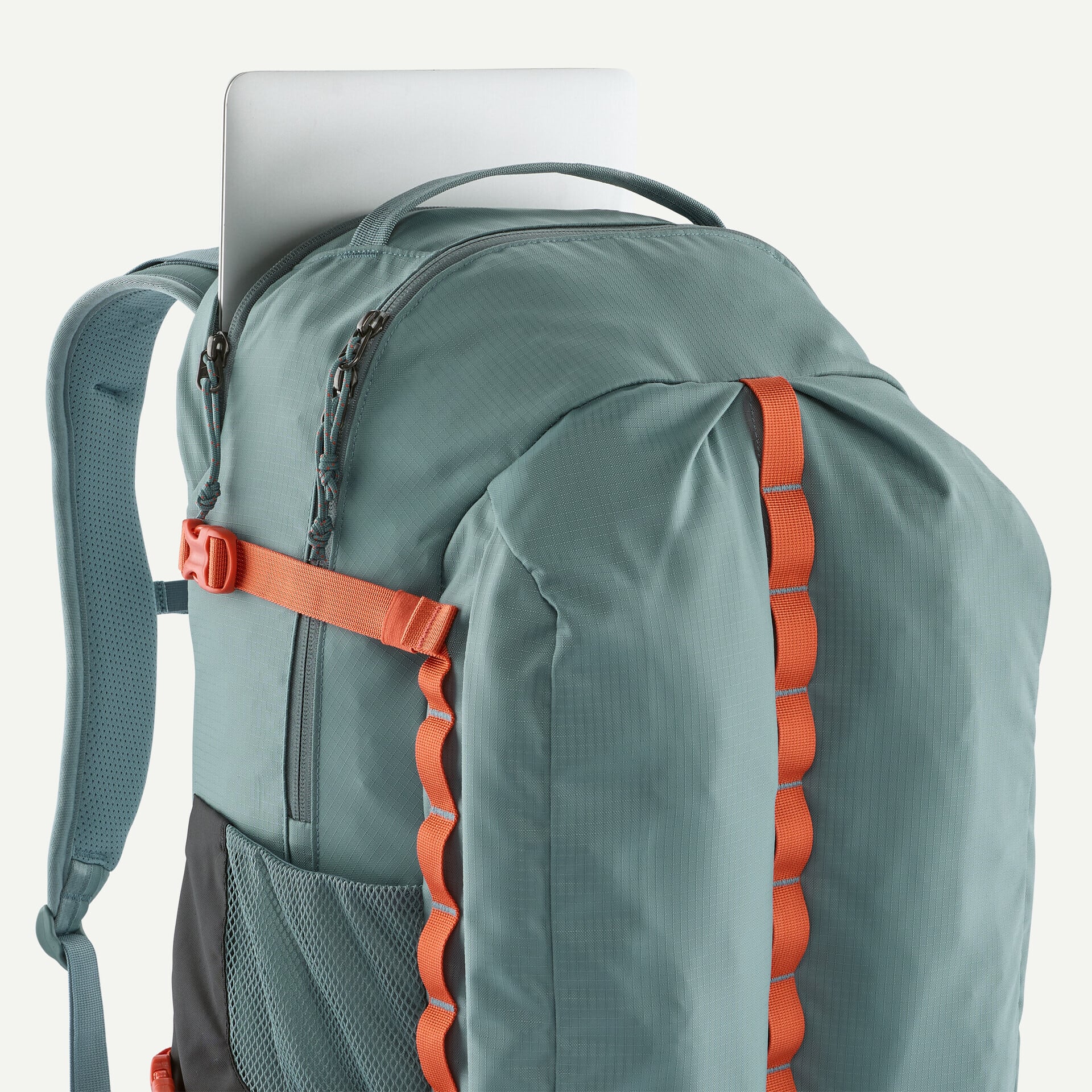 2026年新作 パタゴニア レフュジオ・デイパック 32L Blue Sage 47885