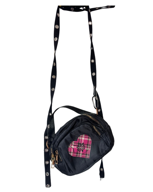 ミニショルダーバックBLACK・pinkチェックハート