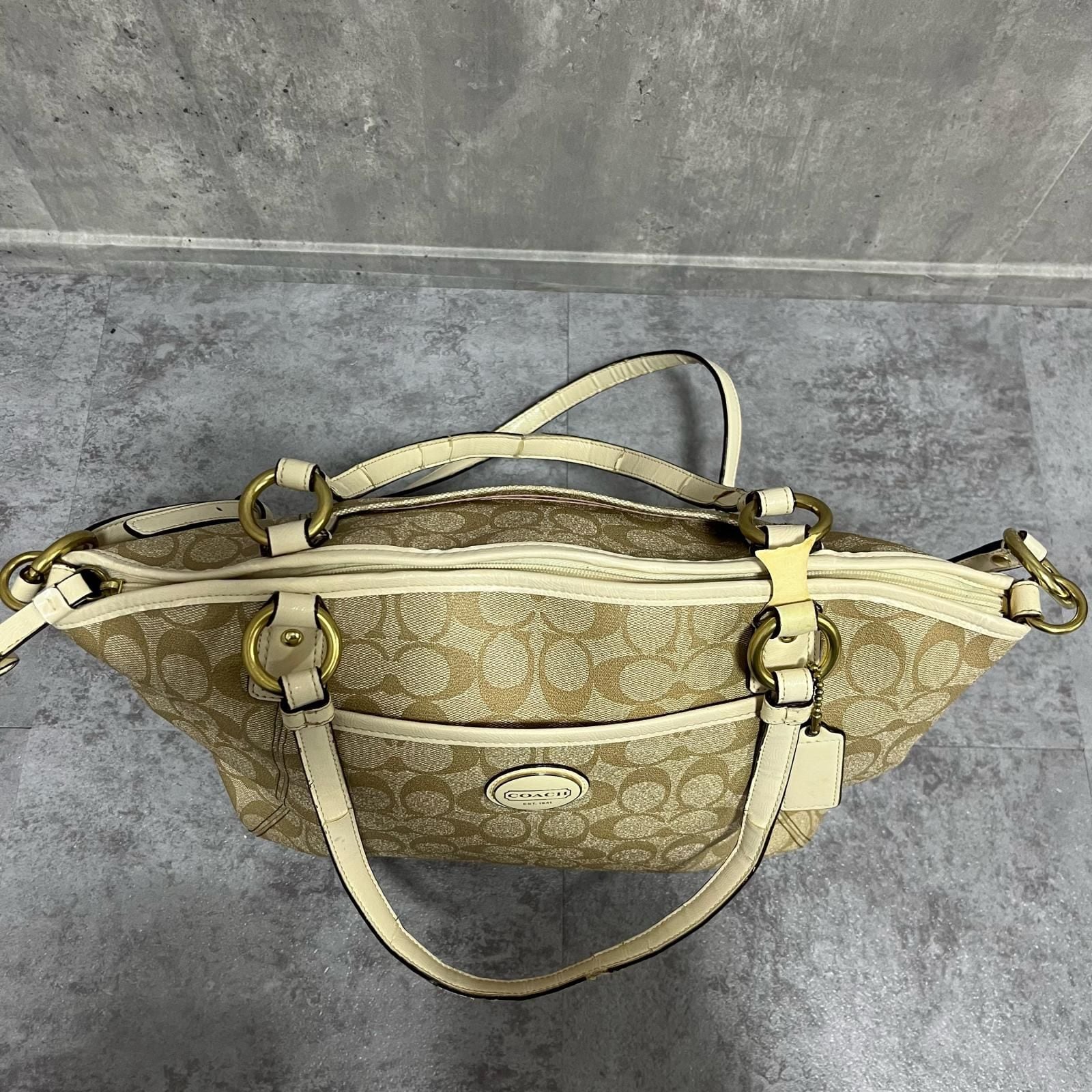 COACH】コーチ シグネチャー柄トートバッグ シグネチャーモチーフ PVC