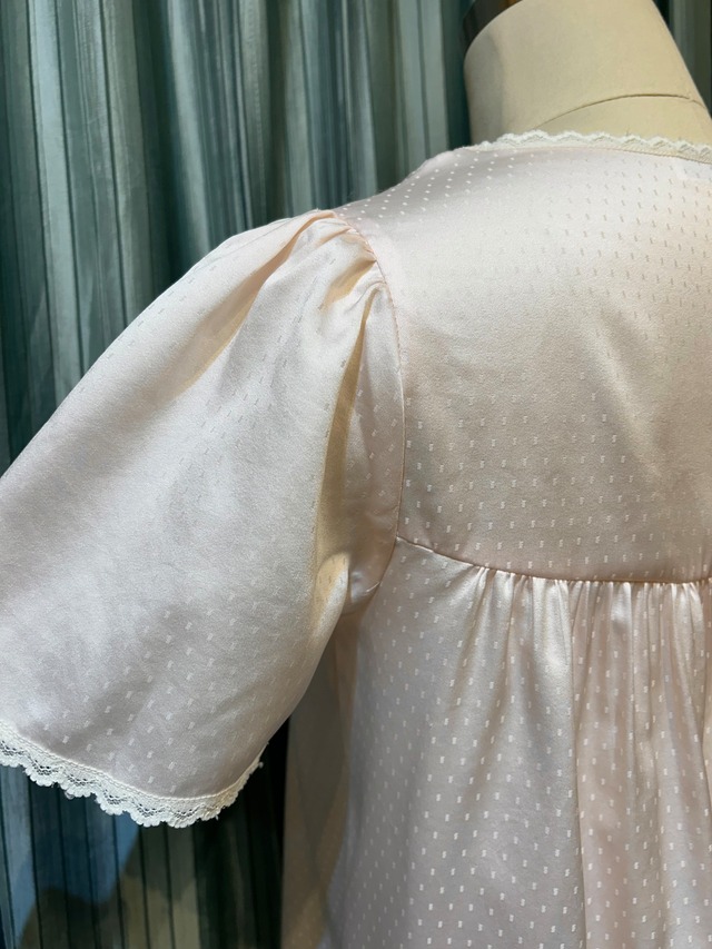 "Miss Elaine" baby pink lace x rose motif nighty dress made in U.S.A.