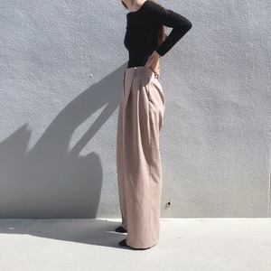 Tuck pants /beige (10月下旬頃発送予定)