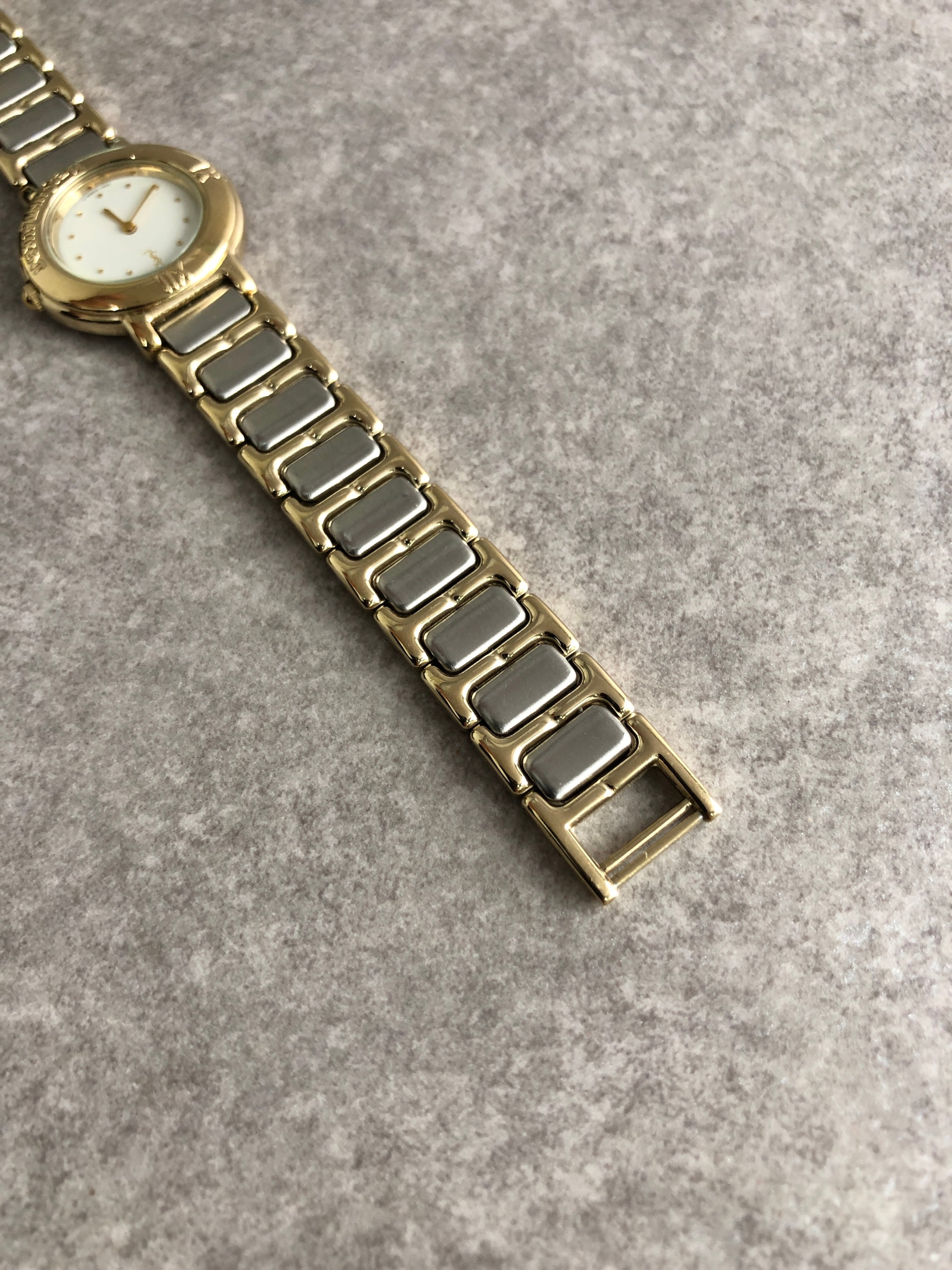 Yves Saint Laurent イヴ・サンローラン 腕時計 ゴールド ステンレス