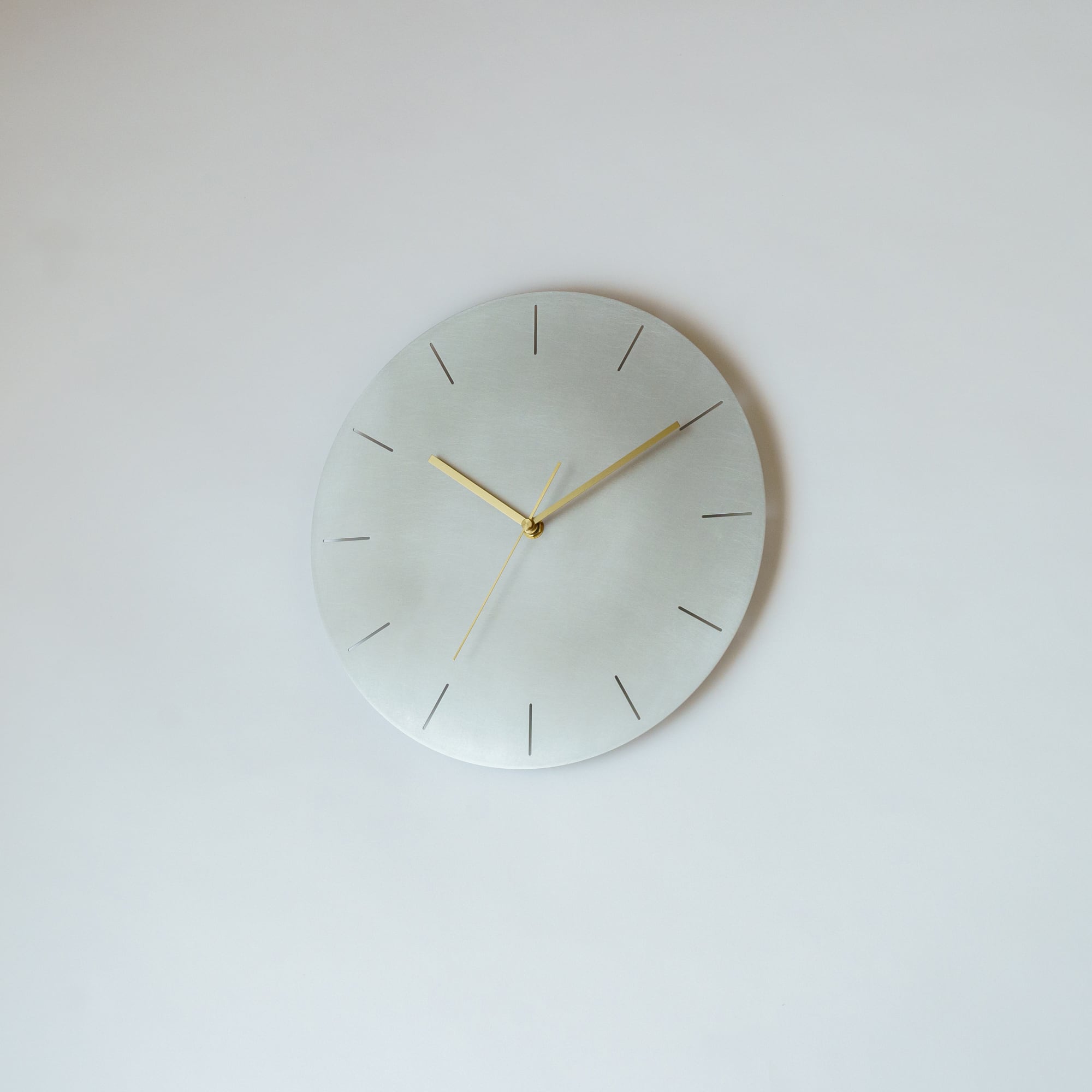 minimal wall clock 300 _ line / aluminum 壁掛け時計 300 線
