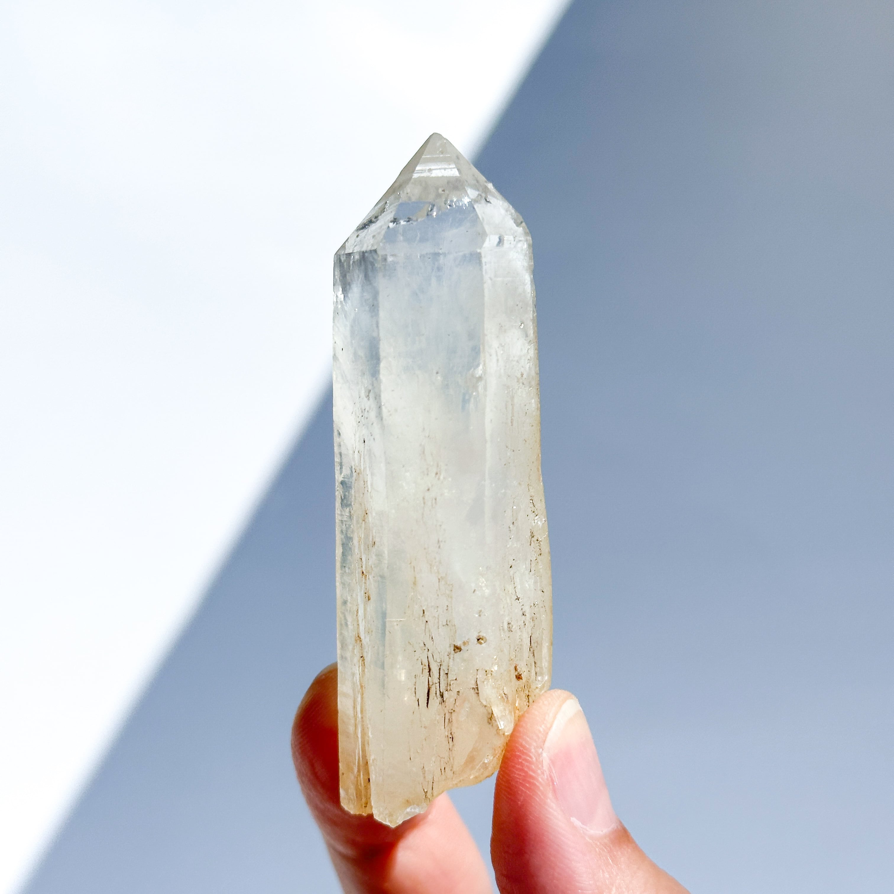 ブルーミストクォーツ ポイント71◇ Blue Mist Quartz ◇ 天然石・鉱物
