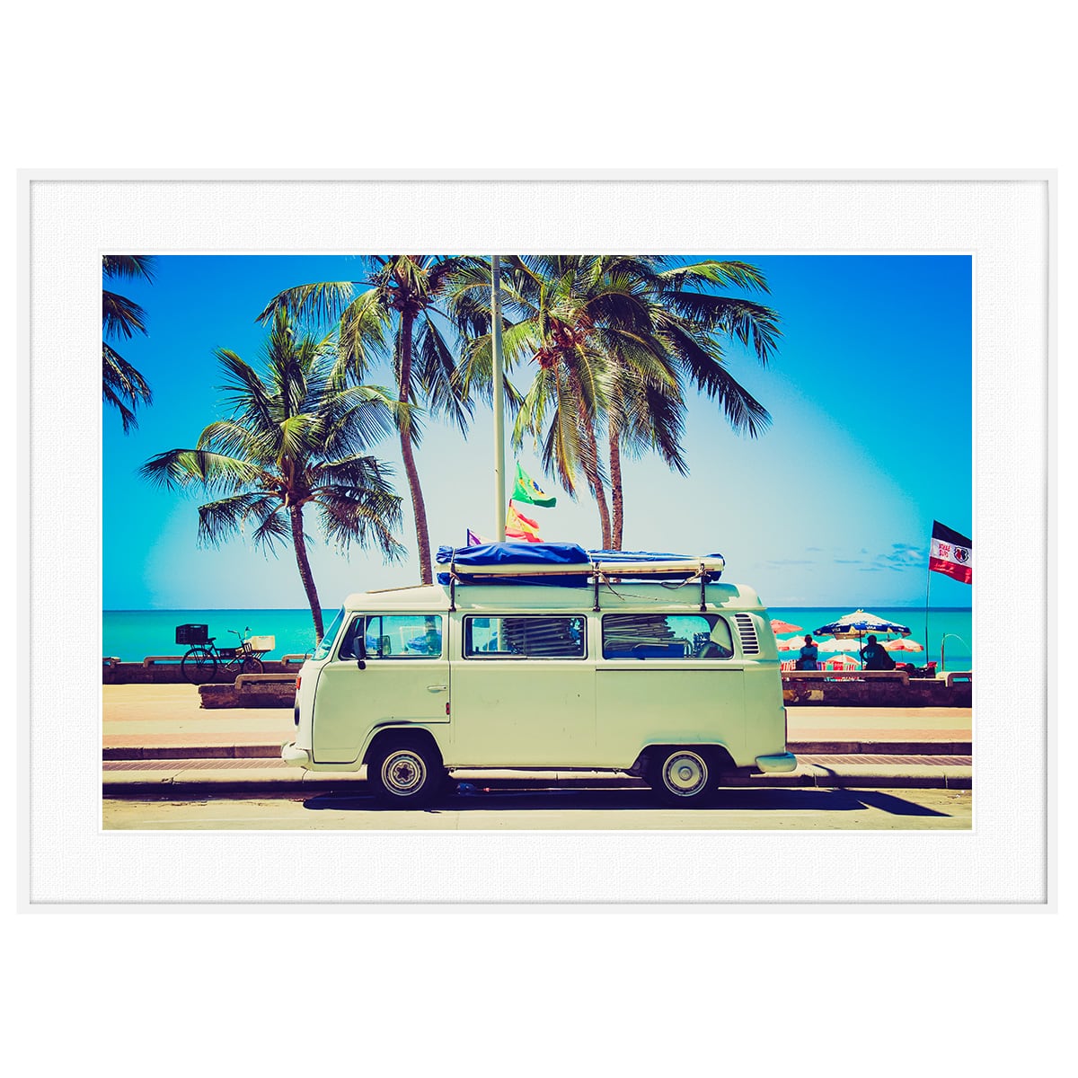 夏写真 ビーチを走るフォルクスワーゲン インテリアアートポスター額装 AS0338