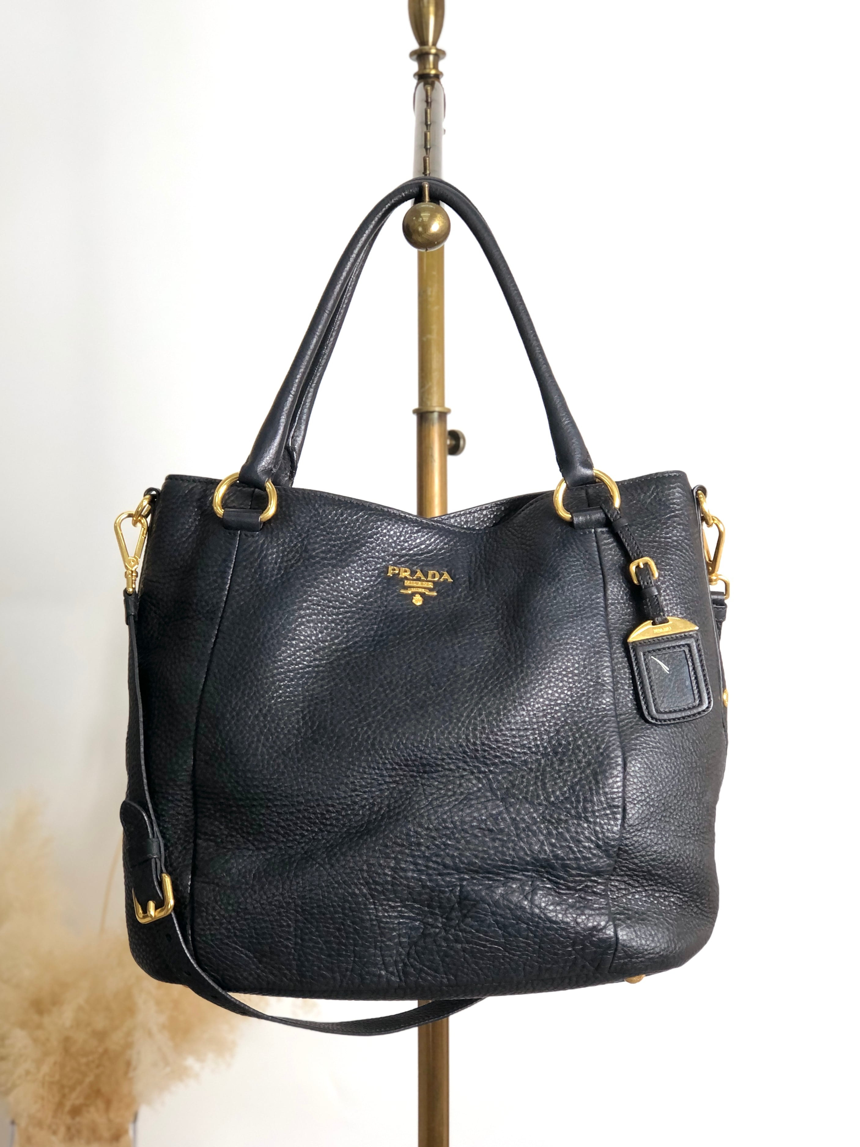 PRADA プラダ ショルダーバッグ ブラック ロゴ レザー 2WAY vintage ヴィンテージ オールド yhj7uy