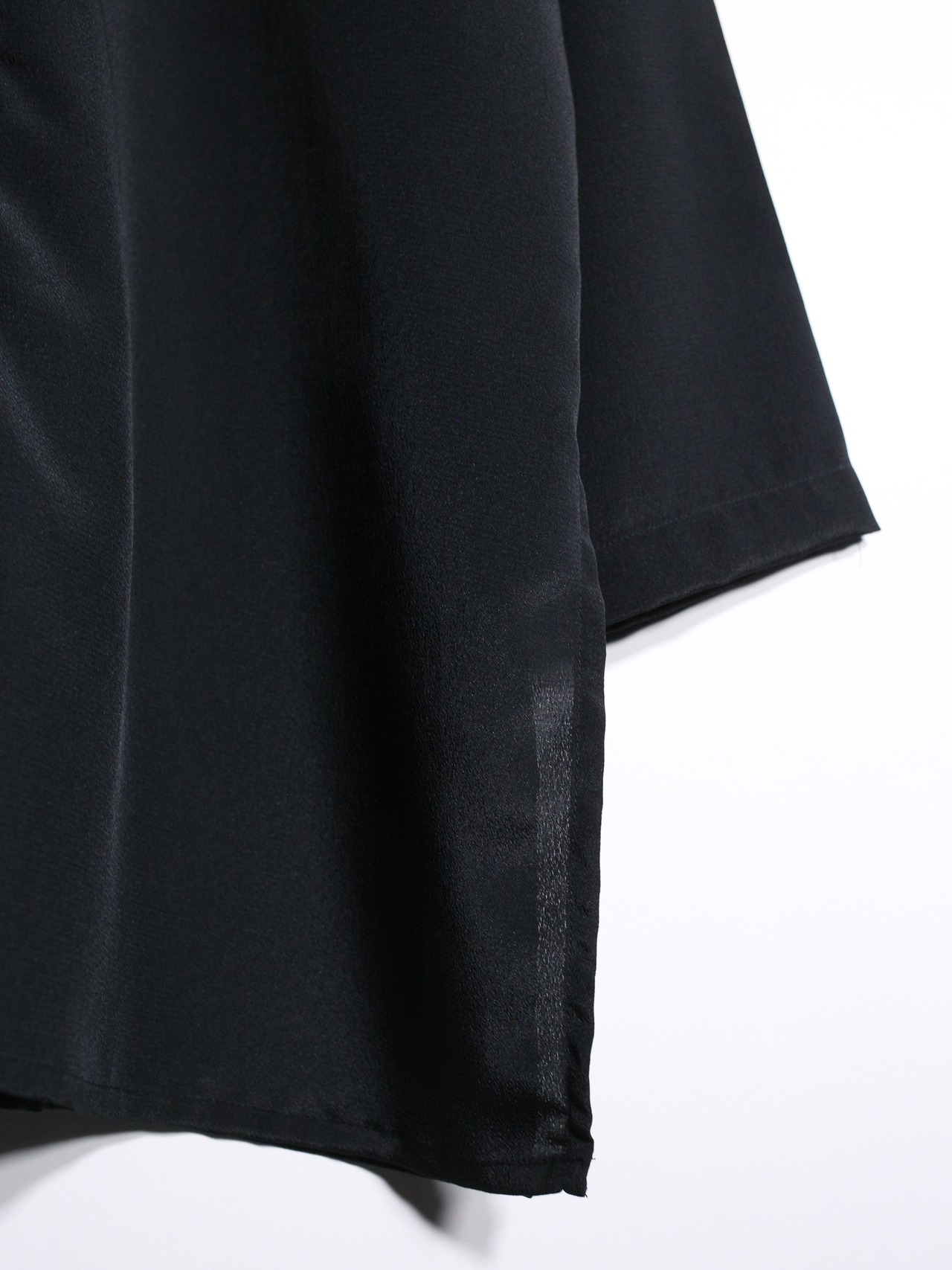 china button motif design sarasara fabric black shirt - 10
