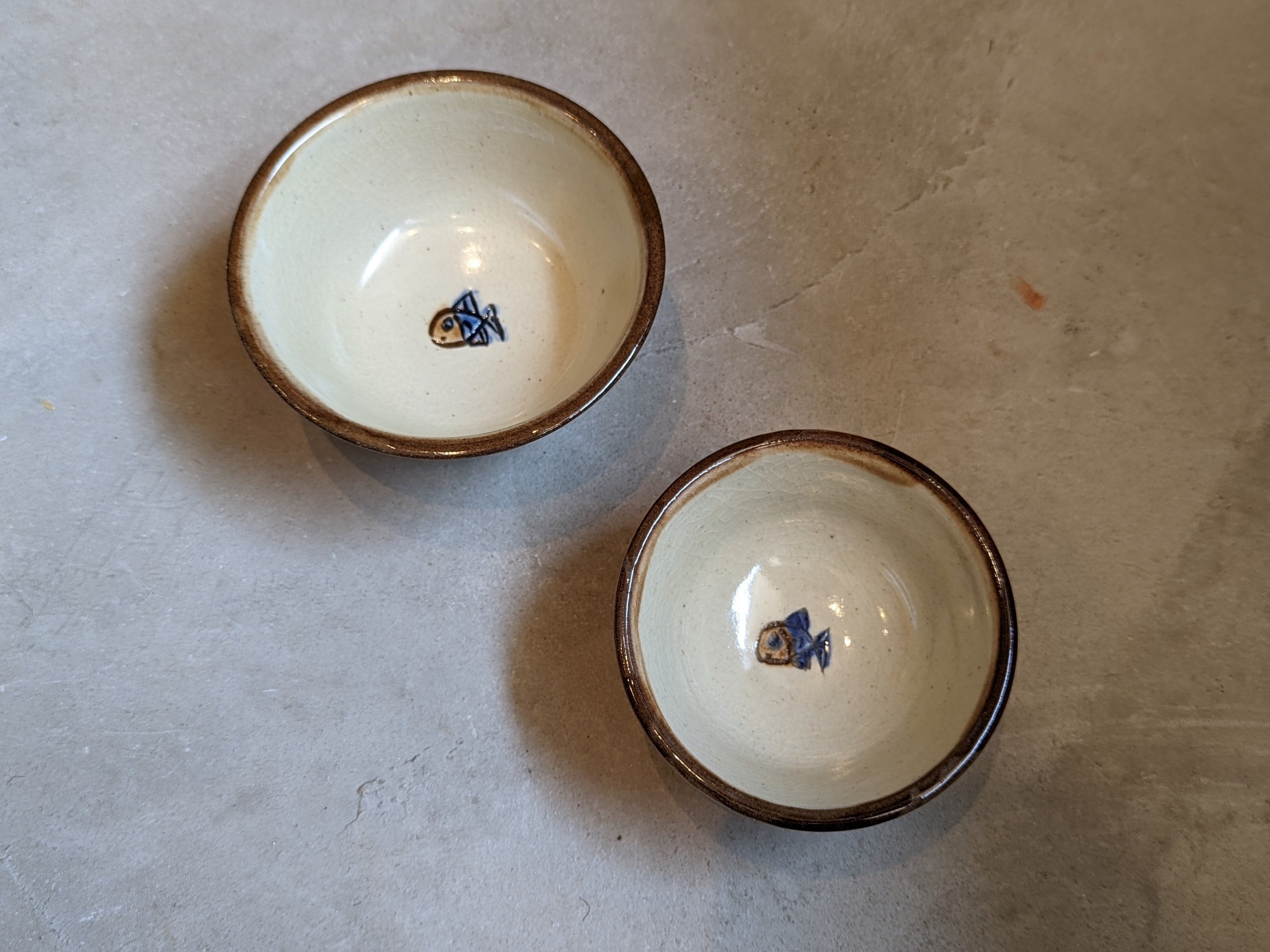 やちむん マカイ4寸（飛鉋魚紋） | ノモ陶器製作所 | inoya | Basic