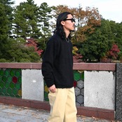 INTERIM(インテリム)キッドモヘア×アルパカ×ウールのクルーネックニット