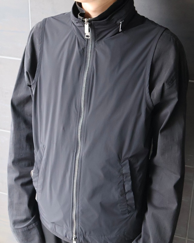 【EMPOLIO ARMANI】nylon double zip hoodie vest