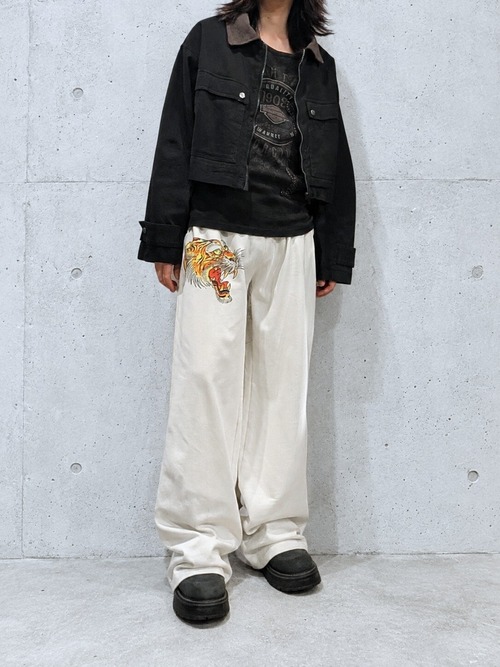 "NO BOUNDRIES" short work jacket