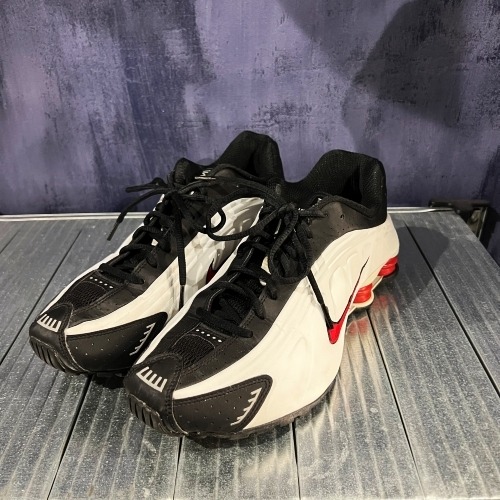 NIKE ナイキ　104265-050 SHOX R4 ショックス　size27.5cm 【中目黒B2】