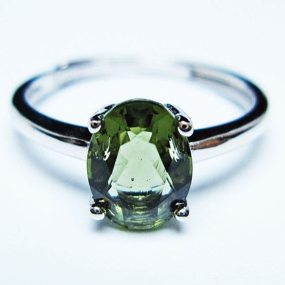 モルダバイト リング モルダウ石 指輪 フリーサイズ 13号 一点物 メール便可 [M便 1/20] 199-682