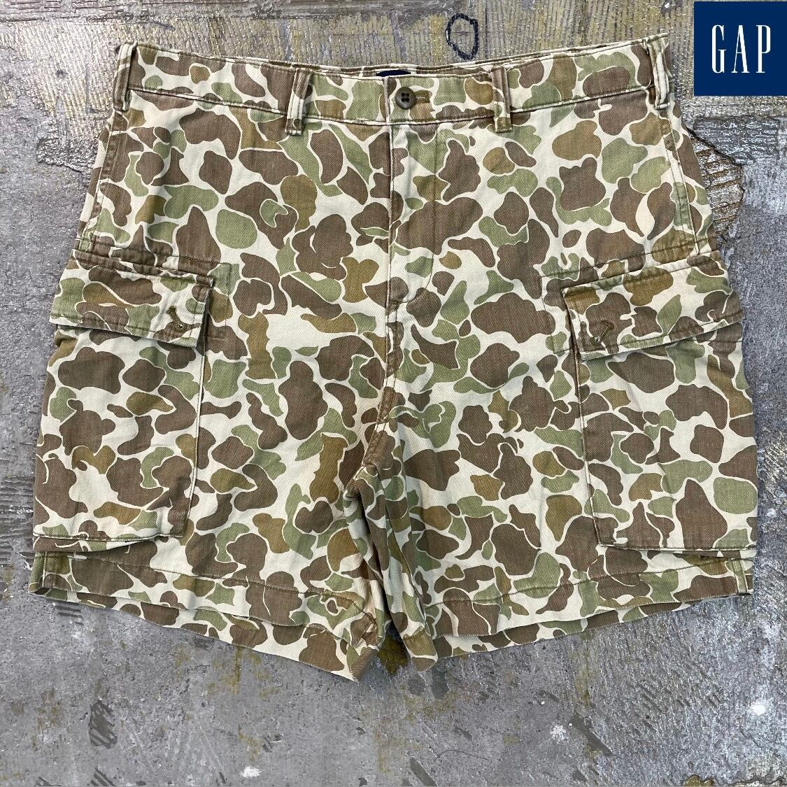 GAP ギャップダックハンターカモ カーゴショーツ ヘリンボーン